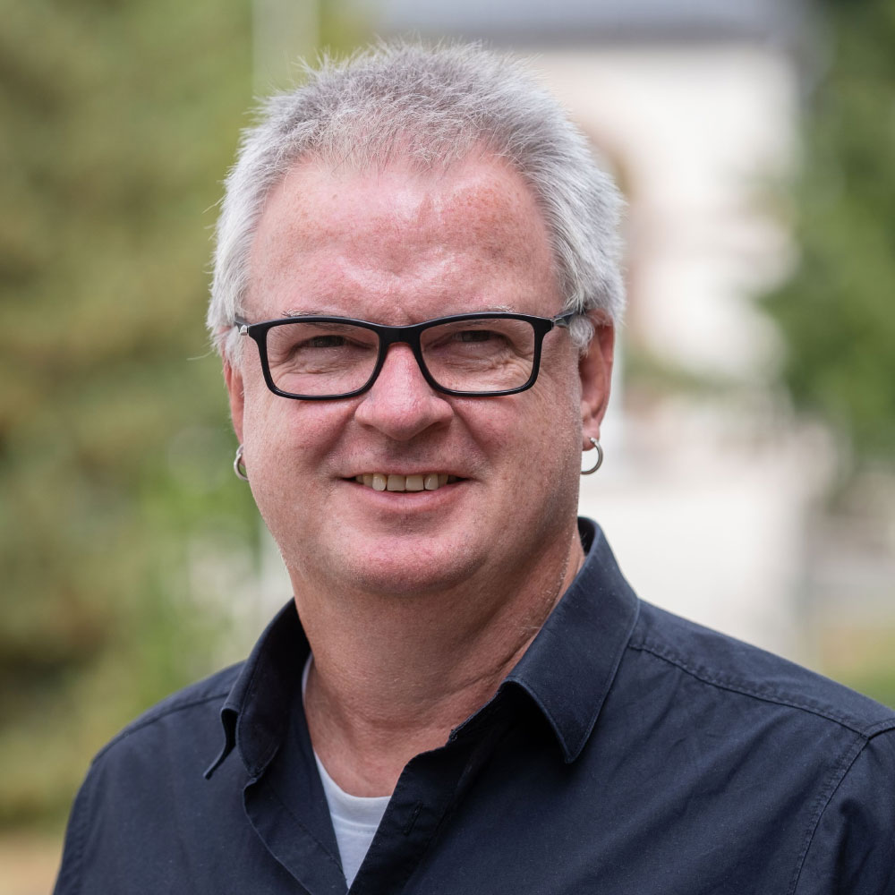 Prof. Arnold Grünweller